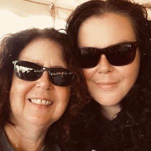 Meet your Posher, Suzanne